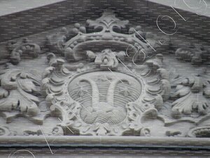 MARCUARD_Architekturfront des 18. Jahrhunderts in Bern_Schweiz (2)