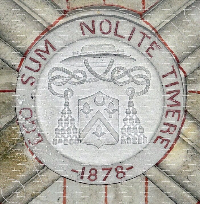 ROULLET de LA BOUILLERIE_ Clé de voute. Eglise de Reignac de Blaye (Gironde)_France